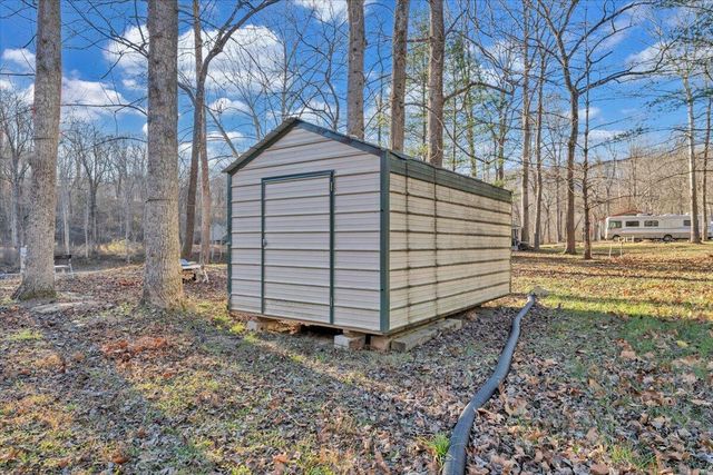 S 252 River RD, Covington, VA 24426