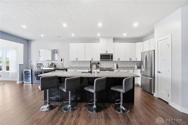 2200 W Schmidt Drive, Beavercreek Twp, OH 45434