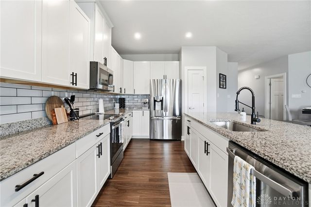 2200 W Schmidt Drive, Beavercreek Twp, OH 45434