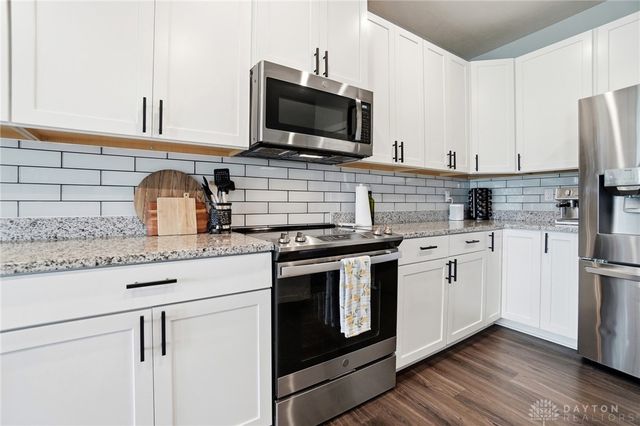 2200 W Schmidt Drive, Beavercreek Twp, OH 45434