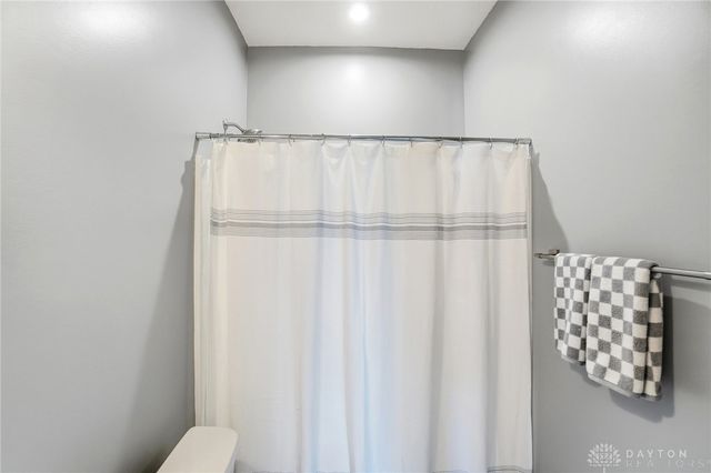 2200 W Schmidt Drive, Beavercreek Twp, OH 45434