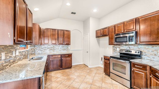 7951 Brinson, Converse, TX 78109