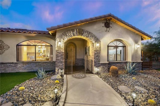 7695 Rockaway Avenue, Yucca Valley, CA 92284