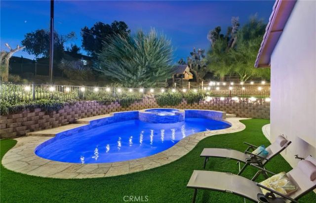 7695 Rockaway Avenue, Yucca Valley, CA 92284