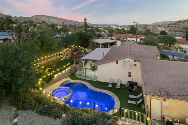 7695 Rockaway Avenue, Yucca Valley, CA 92284