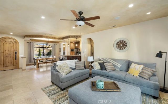 7695 Rockaway Avenue, Yucca Valley, CA 92284