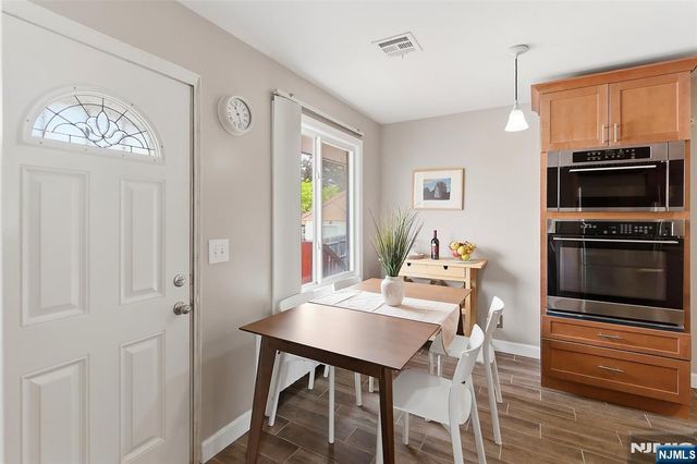 45 Avenue B, Lodi, NJ 07644