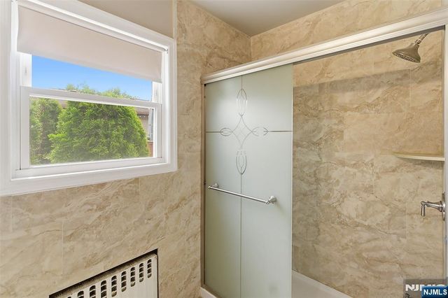 45 Avenue B, Lodi, NJ 07644