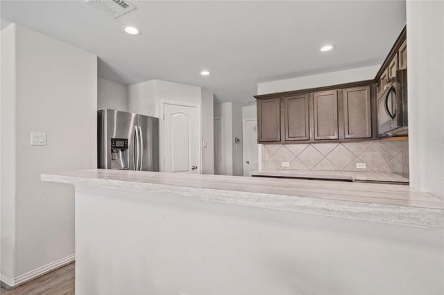 1602 Royal Grantham Court, Houston, TX 77073