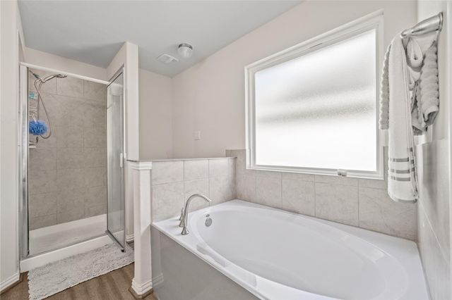 1602 Royal Grantham Court, Houston, TX 77073