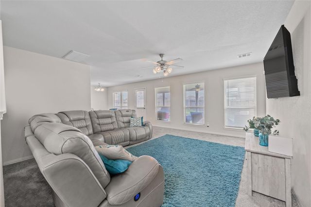 1602 Royal Grantham Court, Houston, TX 77073