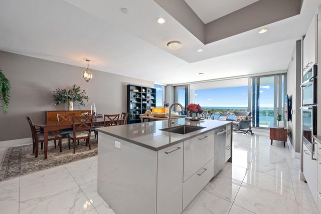 1 Water Club Way 1604, North Palm Beach, FL 33408