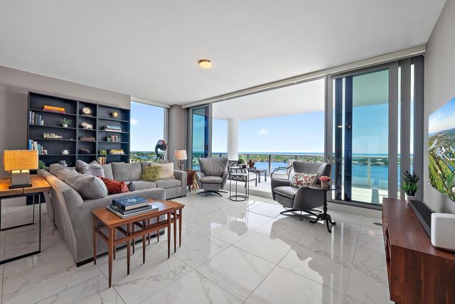 1 Water Club Way 1604, North Palm Beach, FL 33408