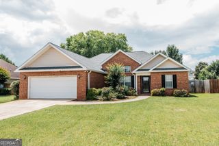 205 Carver Court, Warner Robins, GA 31088