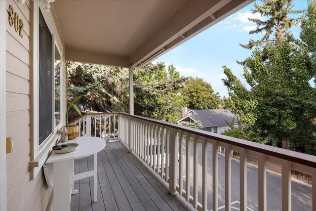 802 Park Street, Ashland, OR 97520