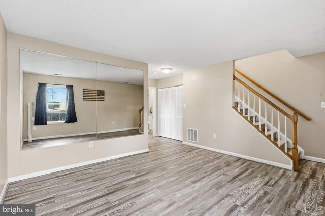 7960 CALVARY CT, Manassas, VA 20109