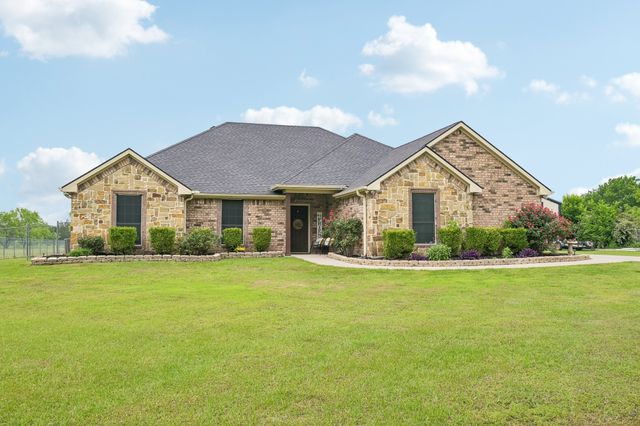 3676 County Road 2208, Greenville, TX 75402