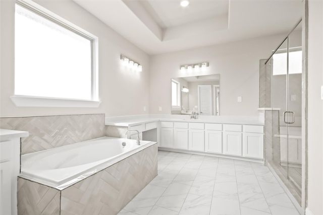 136 Peninsula Point Drive, Montgomery, TX 77356