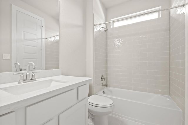 136 Peninsula Point Drive, Montgomery, TX 77356