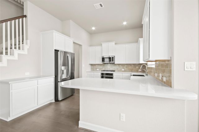 136 Peninsula Point Drive, Montgomery, TX 77356