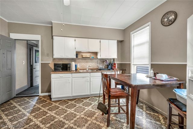 4089 E 64th Street, Cleveland, OH 44105