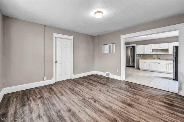 4089 E 64th Street, Cleveland, OH 44105