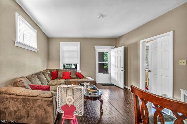 4089 E 64th Street, Cleveland, OH 44105