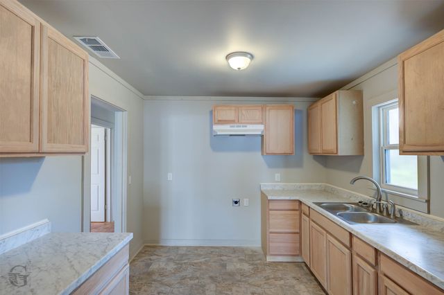 3025 Drexel Street, Shreveport, LA 71108