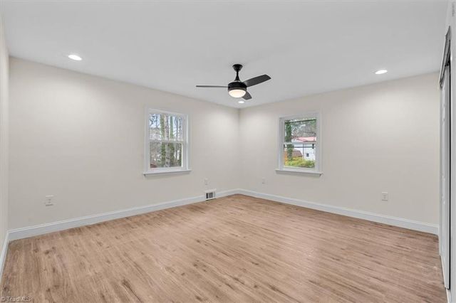 415 WOODSWAY Drive, Lexington, NC 27292