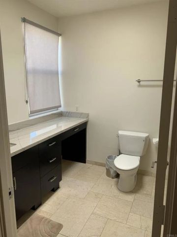 605 Bonair place, La Jolla, CA 92037