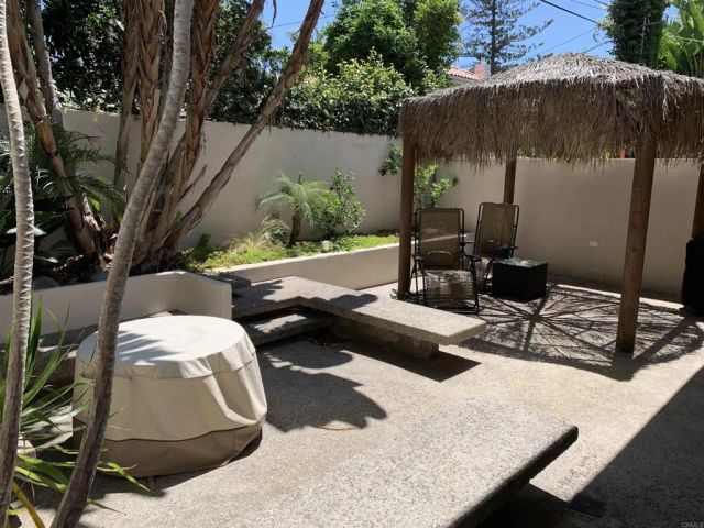 605 Bonair place, La Jolla, CA 92037