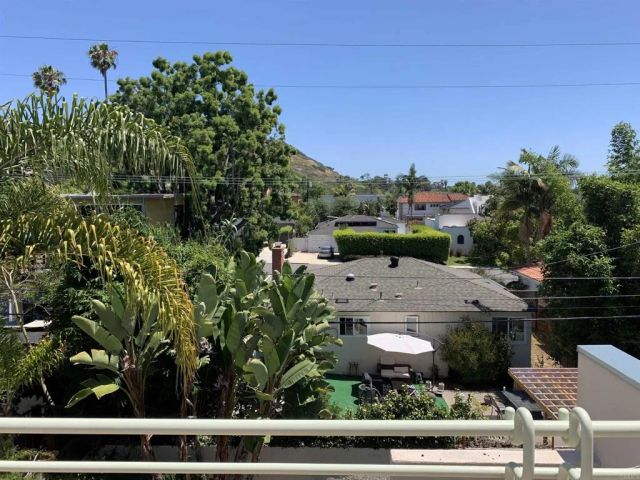 605 Bonair place, La Jolla, CA 92037