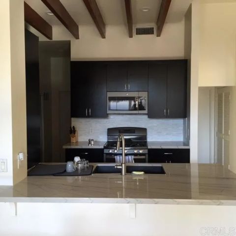 605 Bonair place, La Jolla, CA 92037