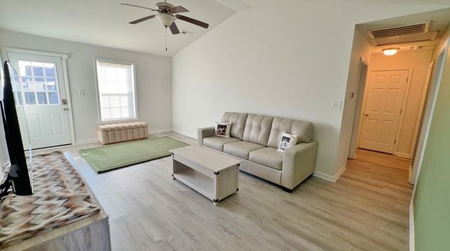 949 Hugh Hunter Rd., Oak Grove, KY 42262