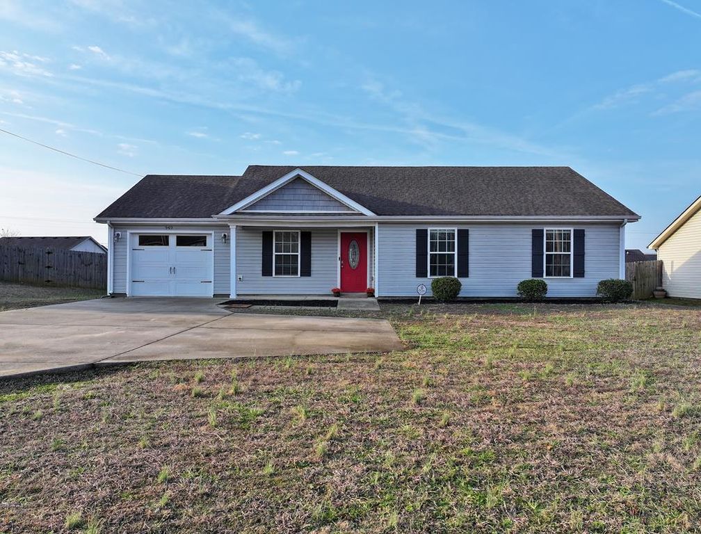 949 Hugh Hunter Rd., Oak Grove, KY 42262