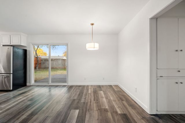 812 Warren Way, Richardson, TX 75080