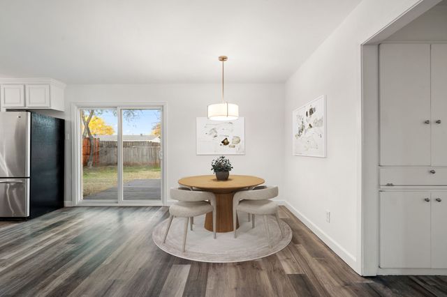 812 Warren Way, Richardson, TX 75080