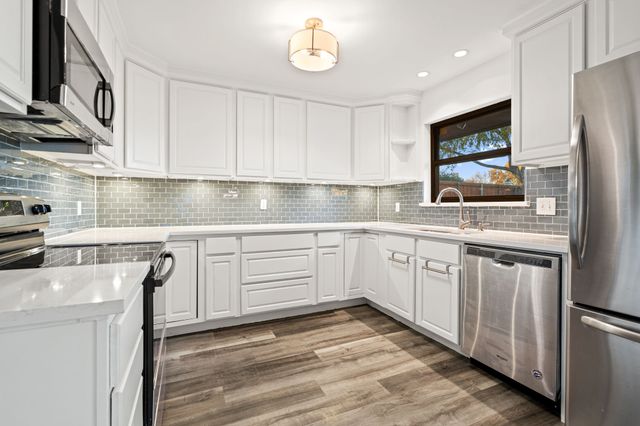 812 Warren Way, Richardson, TX 75080