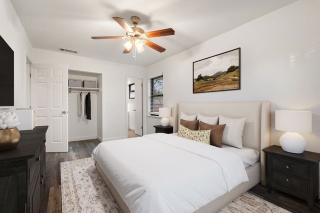 812 Warren Way, Richardson, TX 75080