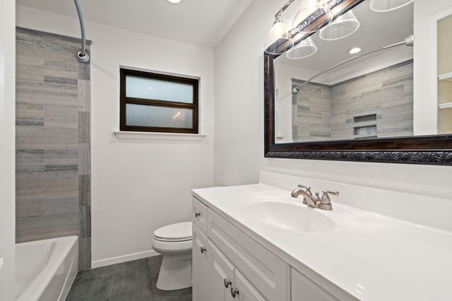 812 Warren Way, Richardson, TX 75080