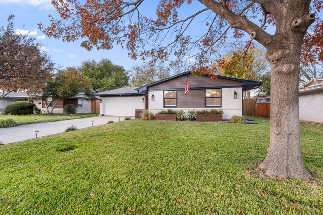 812 Warren Way, Richardson, TX 75080