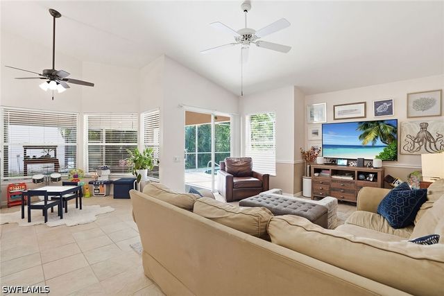 8128 Breton CIR, Fort Myers, FL 33912