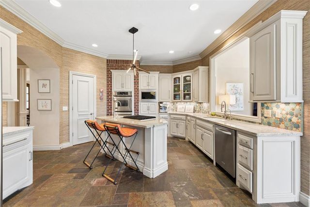 1126 Blue Wister Cove, Edmond, OK 73013