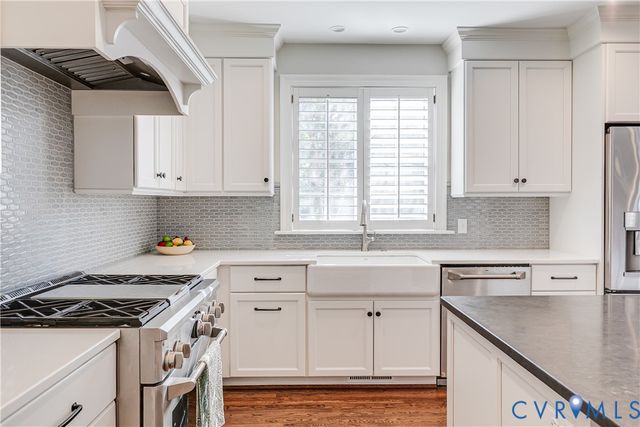 326 Oak Ln, Richmond, VA 23226