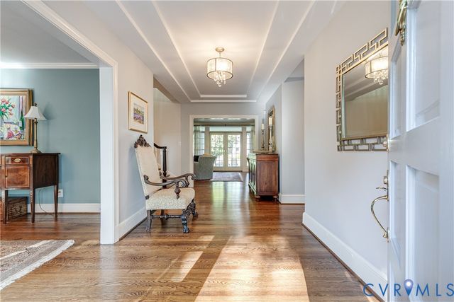 326 Oak Ln, Richmond, VA 23226