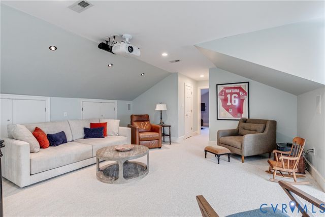 326 Oak Ln, Richmond, VA 23226