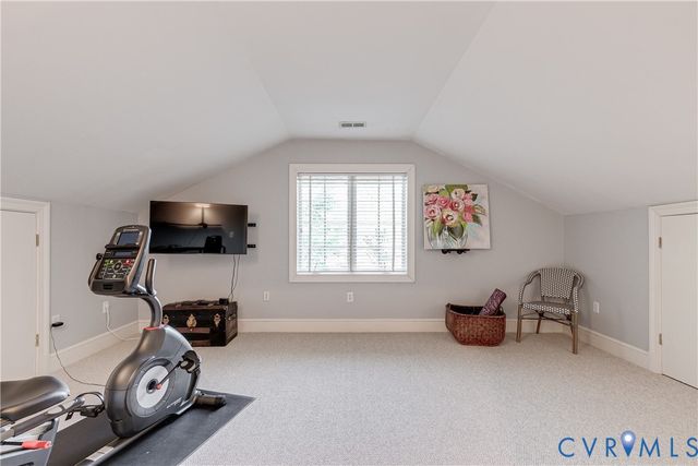 326 Oak Ln, Richmond, VA 23226