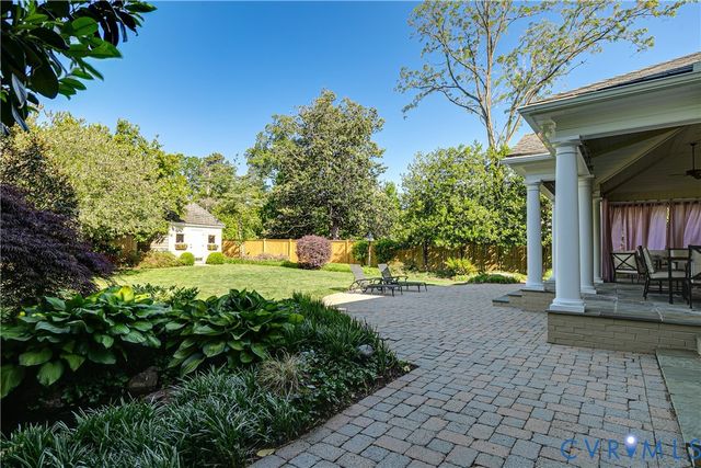 326 Oak Ln, Richmond, VA 23226