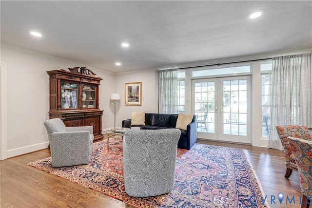 326 Oak Ln, Richmond, VA 23226