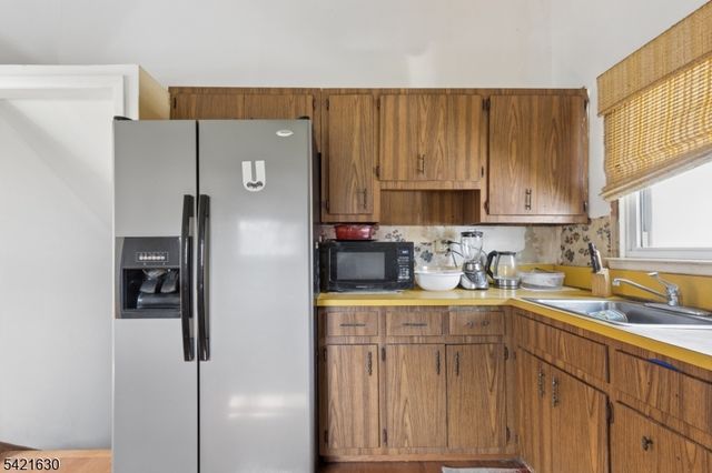 16 Hart Pl, Union Twp., NJ 07083